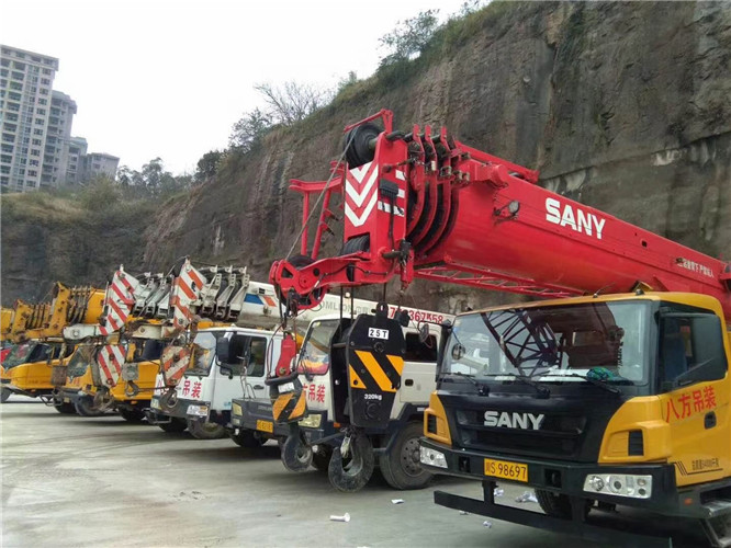 清远市吊车出租按什么计费？台班费、单次费、里程费怎么算？